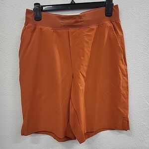 Lululemon Mens Athletic Shorts, Burn Orange, Size Medium
